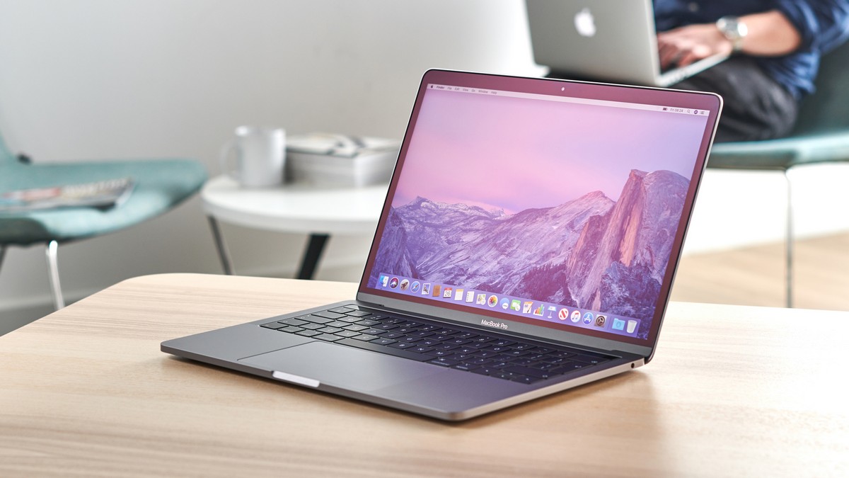 Top 15 MacBook nào tốt nhất năm 2021