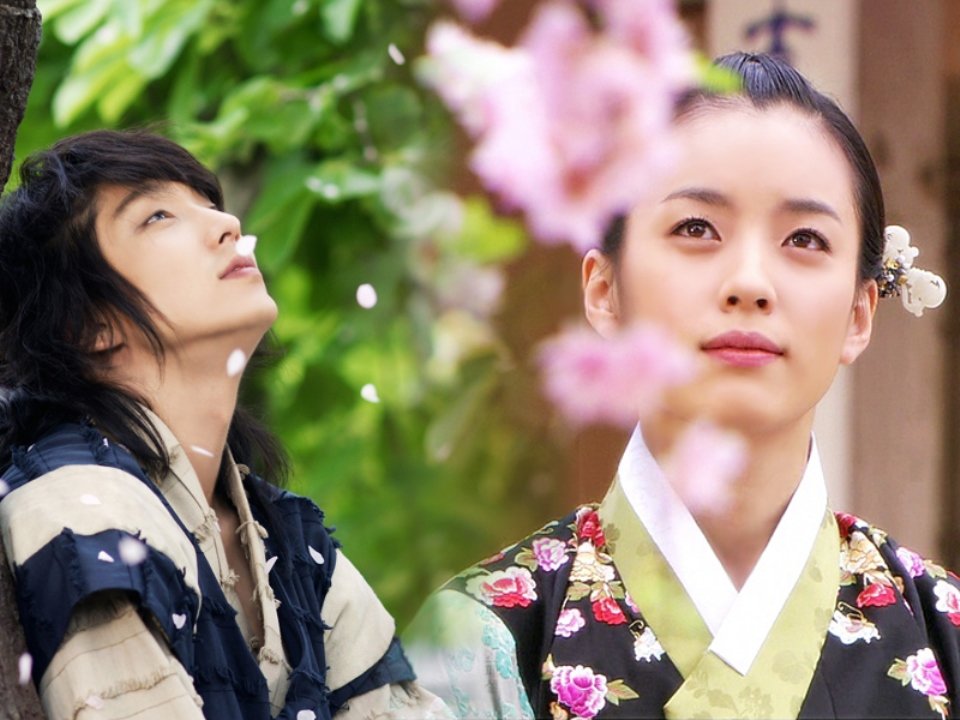 Top 10 bộ phim của “tứ hoàng tử” Lee Jun Ki