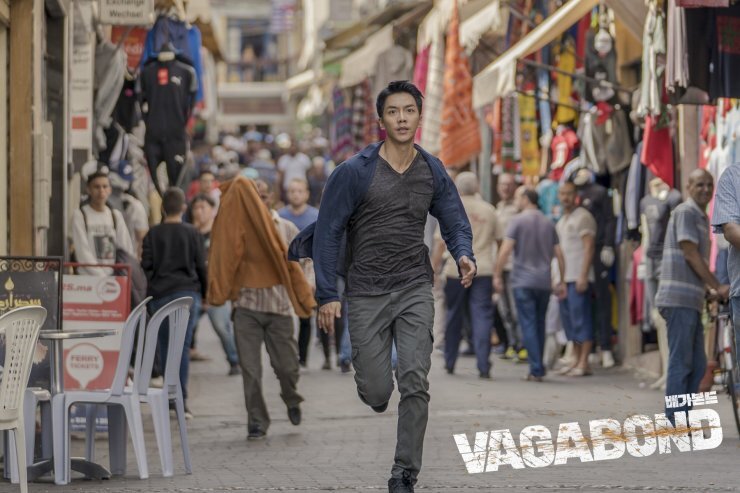 Review phim Lãng Khách (Vagabond) - Siêu phẩm hành động Hàn Quốc