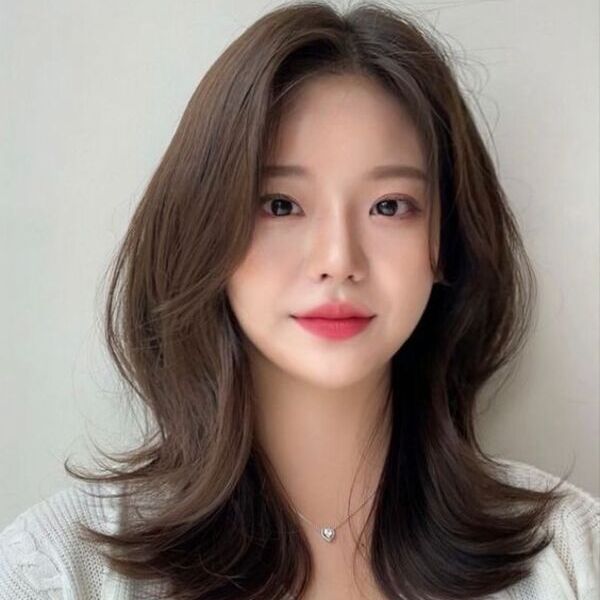 mẫu tóc mái bay layer