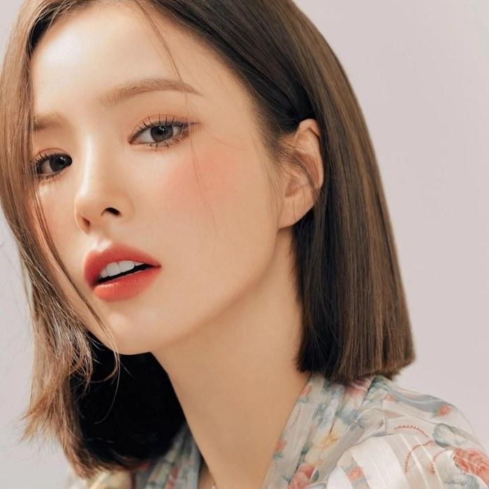 Tóc ngắn ép thẳng