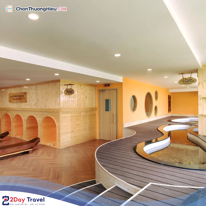 Uu-diem-cua-tour-du-lich-tron-goi-chonthuonghieu