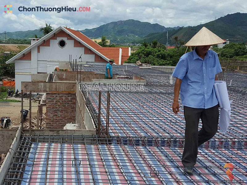 Kham-pha-quy-trinh-thiet-ke-thi-cong-nha-chuyen-nghiep-tai-real-house-chonthuonghieu