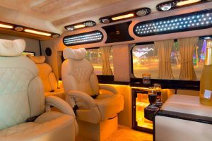 Nhà xe limousine Hoàng Long Hải Phòng