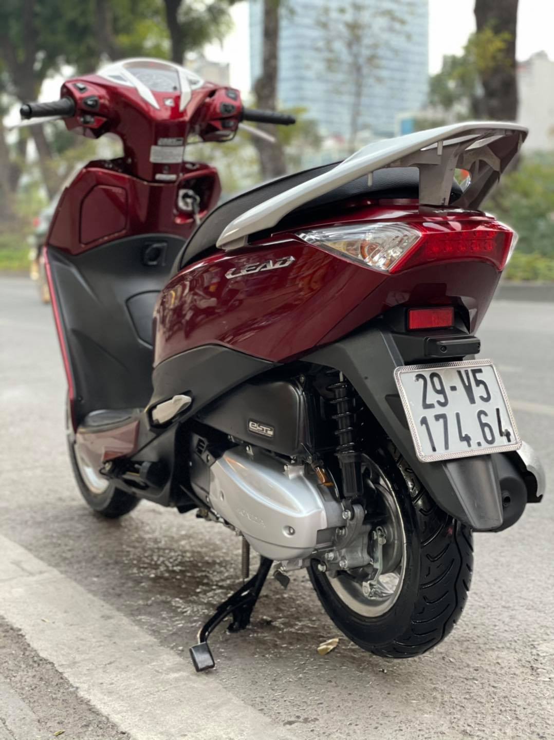 Honda Việt Nam điều chỉnh giá bán lẻ đề xuất các sản phẩm xe máy  Tin  nhanh chứng khoán