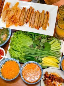 Bếp Bé Ba Quán ngon đặc sản bánh canh ghẹ, bún thịt nướng, nem nướng Nha Trang